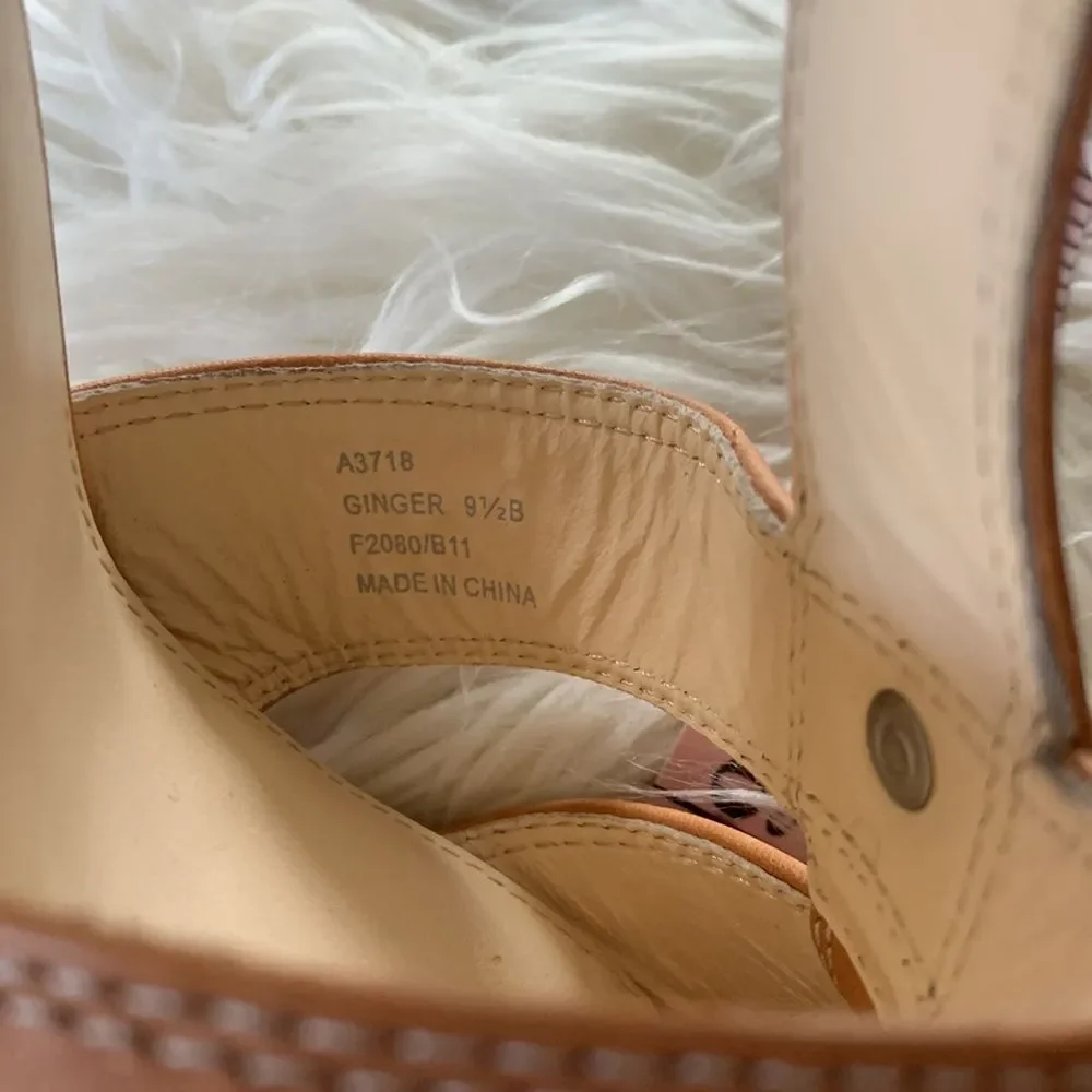 NIB Stacked Heel Tan Coach Sandals - Picture 9 of 12